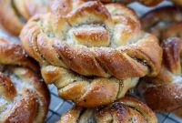 Tangzhong Method: Make Soft, Fluffy Breads and Buns