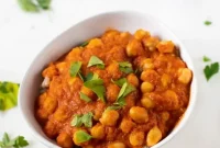 Authentic Vegan Chana Masala Recipe for Flavorful Chickpea Curry
