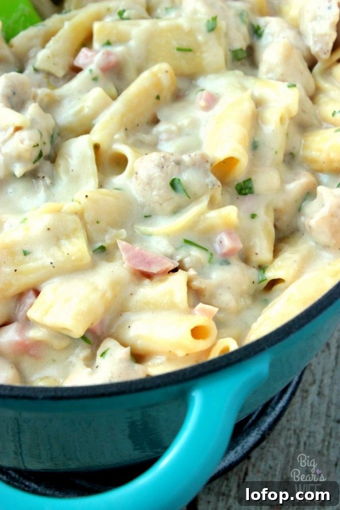 One Pot Chicken Cordon Bleu Pasta