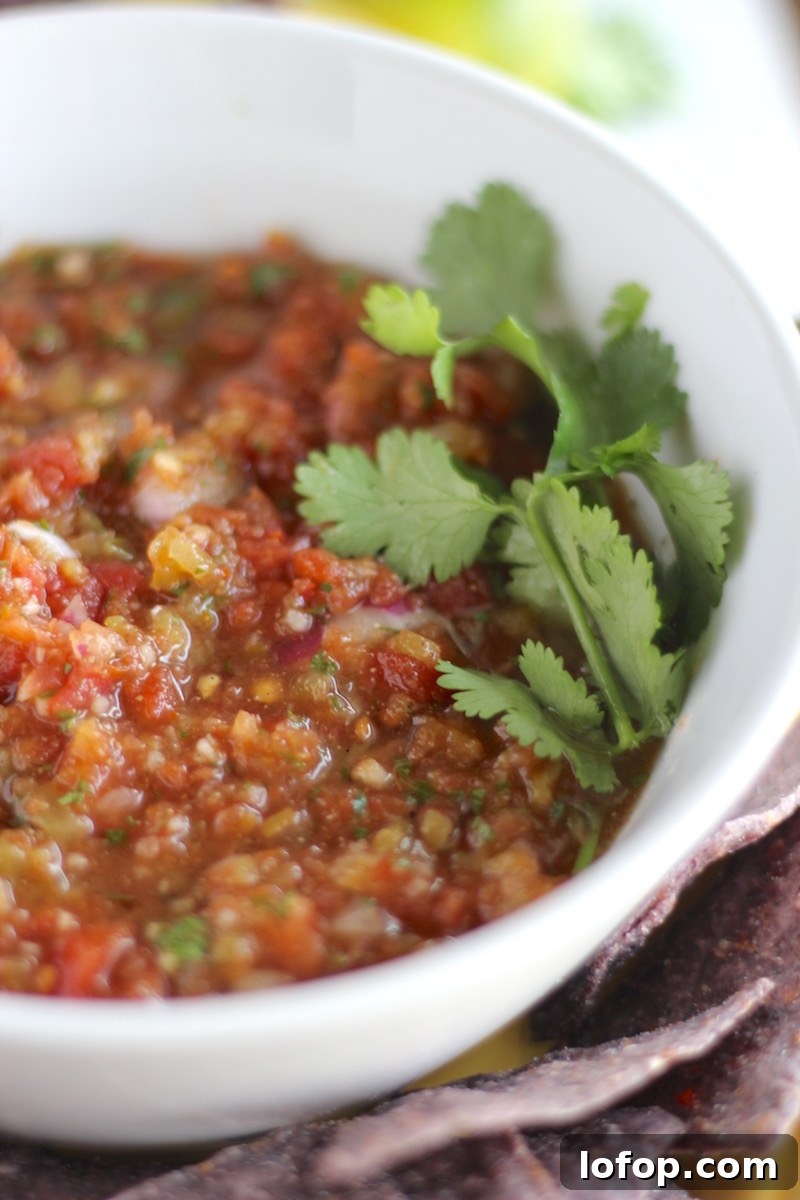 Blender Salsa Recipe: Quick Homemade Fresh Salsa 4 Simple Blender Salsa - a ridiculously easy salsa recipe that tastes SO much better than store-bought! All you need is a hand blender! | fedandfulfilled.com