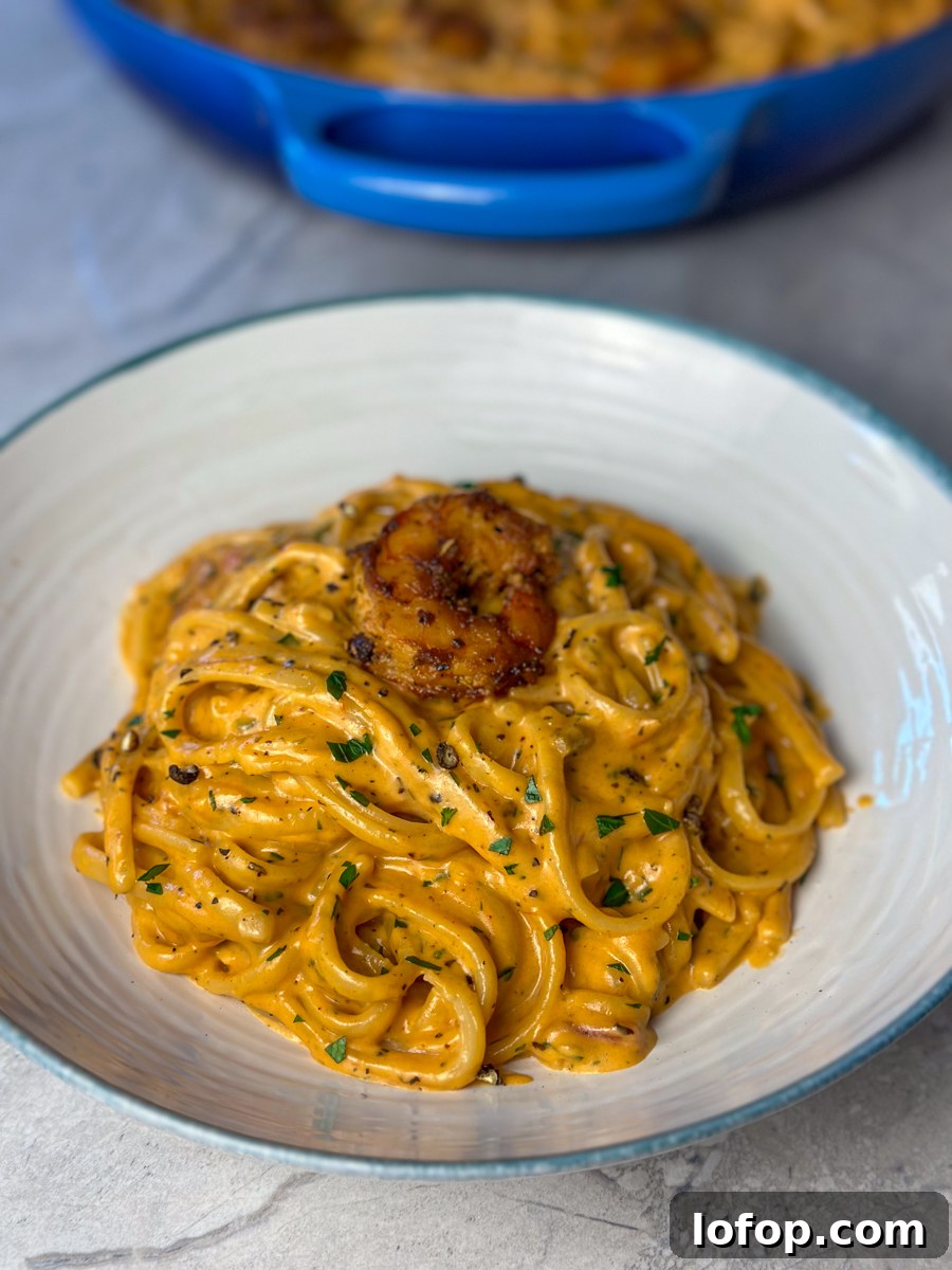 Creamy Garlic Shrimp Linguine Recipe for Dinner 3 Easy Creamy Shrimp Linguine Recipe (with Garlic)