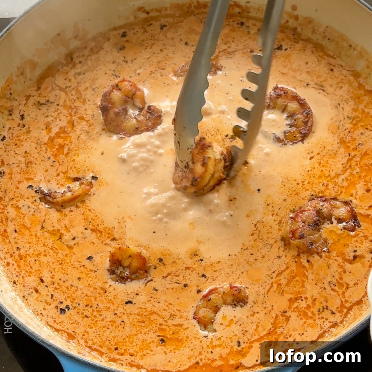 Creamy Garlic Shrimp Linguine Recipe for Dinner 6 Return shrimp to skillet