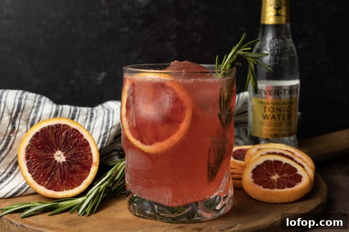 Rosemary Gin Cocktail Recipe: Aromatic Herb-Infused Drink 3 This sophisticated rosemary cocktail is the perfect way to elevate your happy hour. Light, fizzy, and refreshing, this perfect cocktail marries fresh citrus to fragrant rosemary.