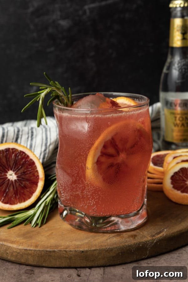 Rosemary Gin Cocktail Recipe: Aromatic Herb-Infused Drink 6 This sophisticated rosemary cocktail is the perfect way to elevate your happy hour. Light, fizzy, and refreshing, this perfect cocktail marries fresh citrus to fragrant rosemary.