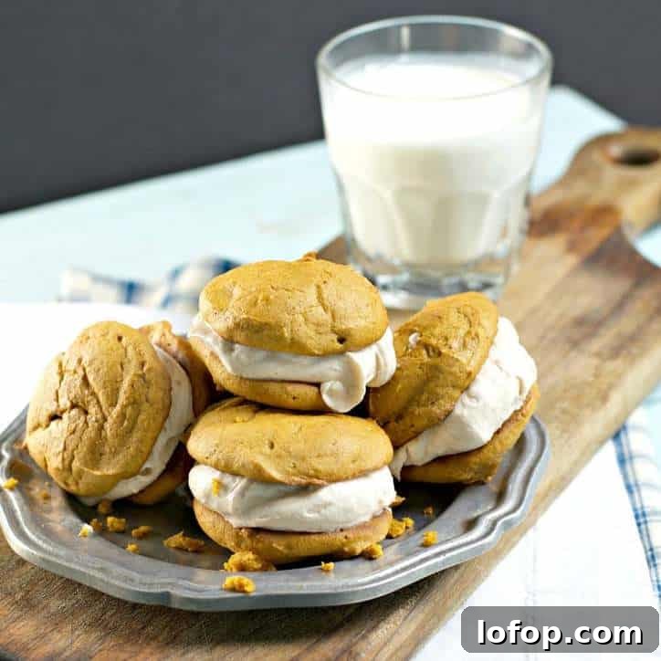 Pumpkin Spice Whoopie Cookies