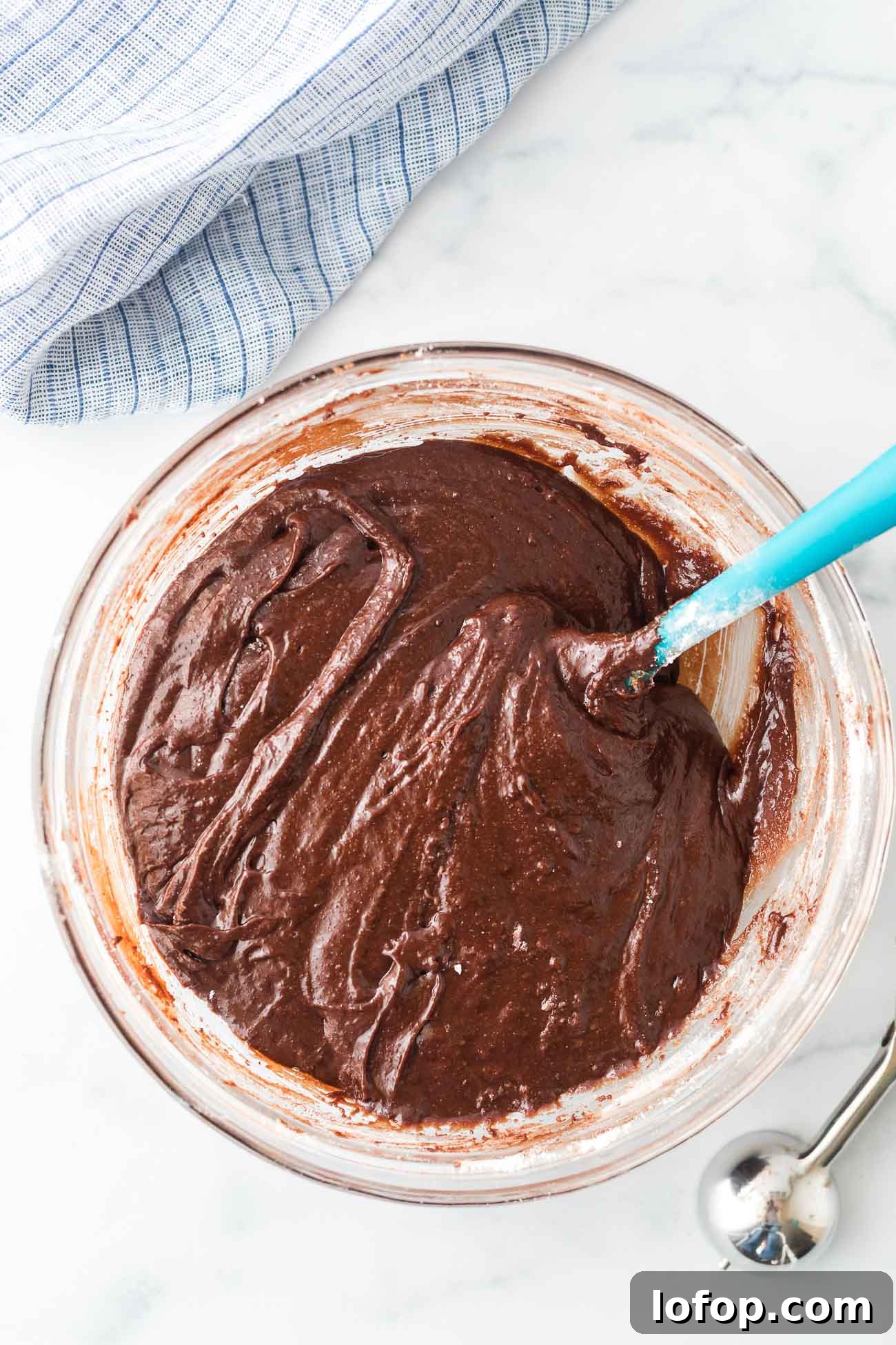 Cocoa Powder Cookie Recipe: Rich, Chewy Chocolate Cookies 5 chocolate cookie batter