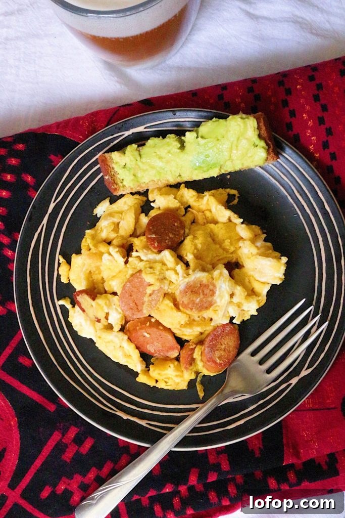 Huevos con Salchicha #huevosconsalchicha #breakfast #eggscramble