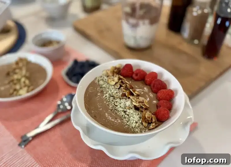 Avocado Almond Soymilk Glow Bowls with Honey-Glazed Almonds 4 img 63192 4
