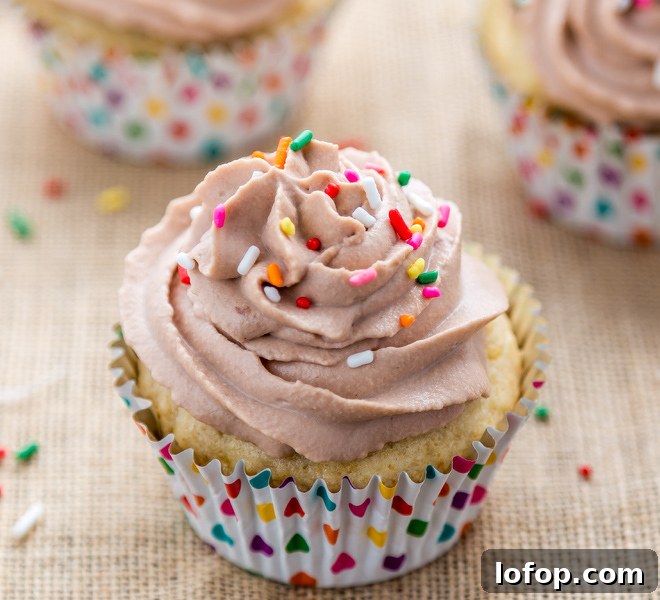 Banana Cupcakes with Nutella Whipped Cream Frosting 3 Banana Cupcakes