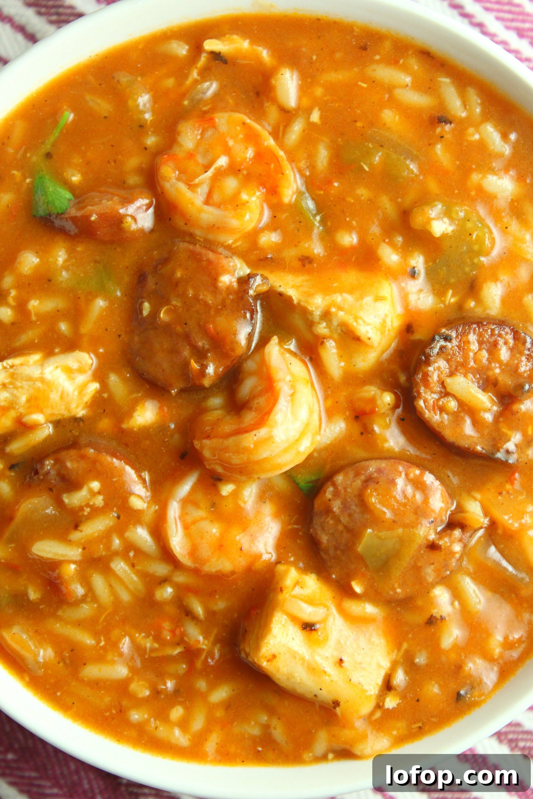 Creamy Cajun Jambalaya Soup Recipe for Cozy Weeknight Dinners 5 Serving suggestion